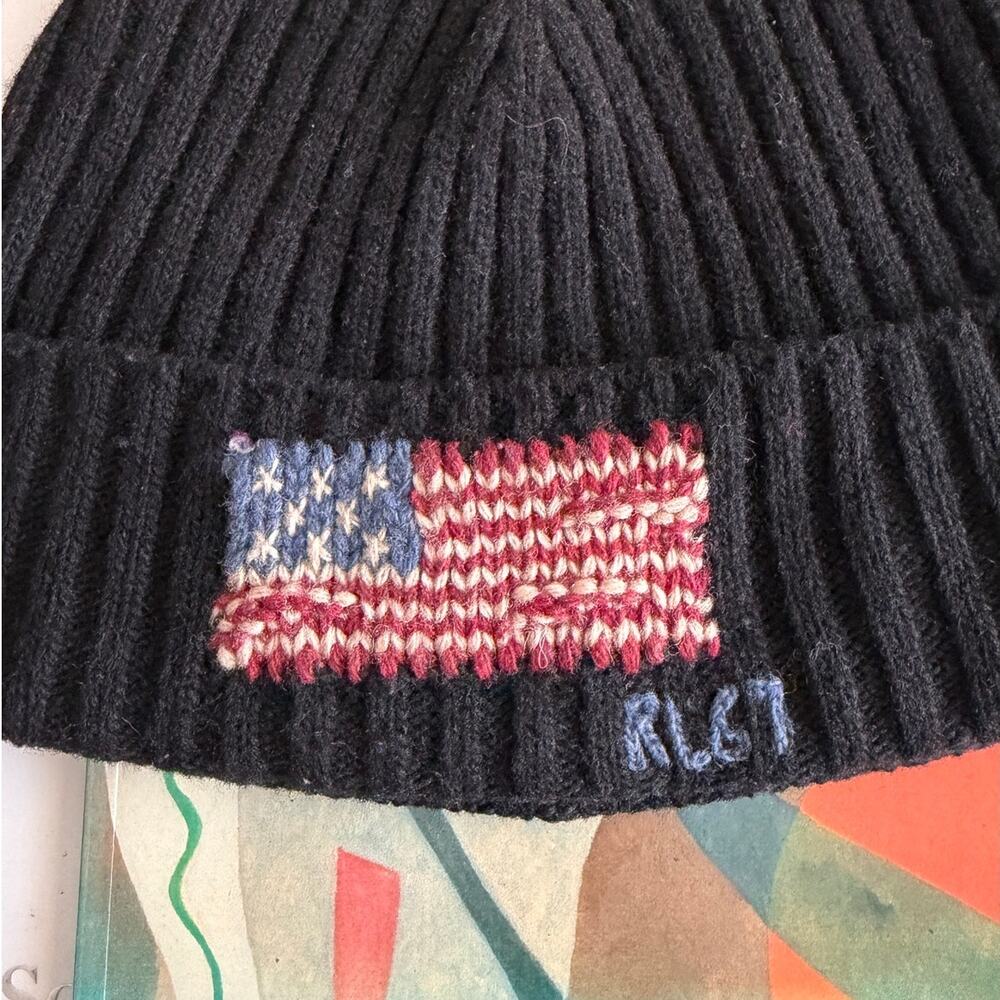 Polo Ralph Lauren Knit Flag Beanie - Picture 2 of 3